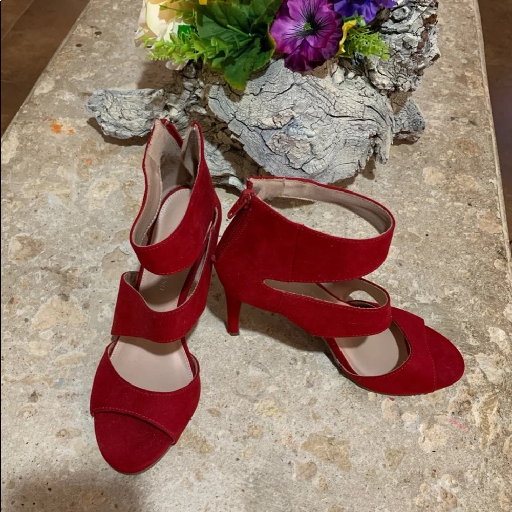 Red Heels